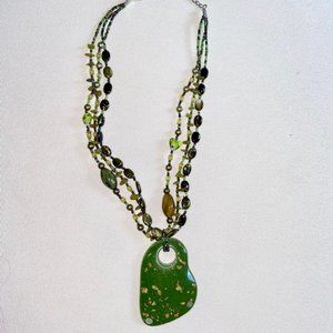 💥BUNDLE 3 for 10💥 Green Chunky Necklace